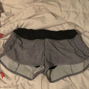 Size 6 Lulu Shorts